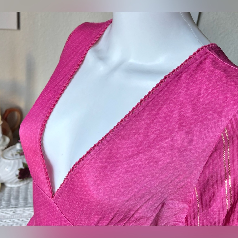 Anthropologie Riviera Jumpsuit Low Cut Wide-Leg Hot Pink w/ Gold stripes size M - Picture 8 of 15